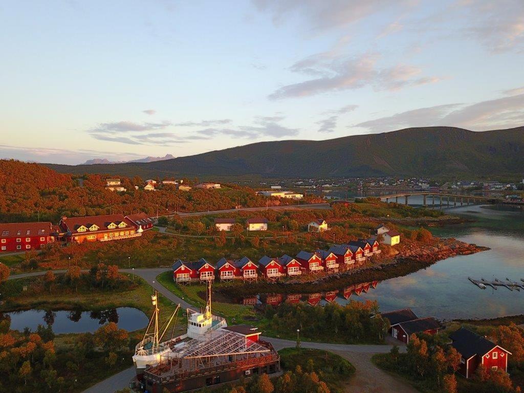 Vesteralen Kysthotell Стокмаркнес Екстериор снимка
